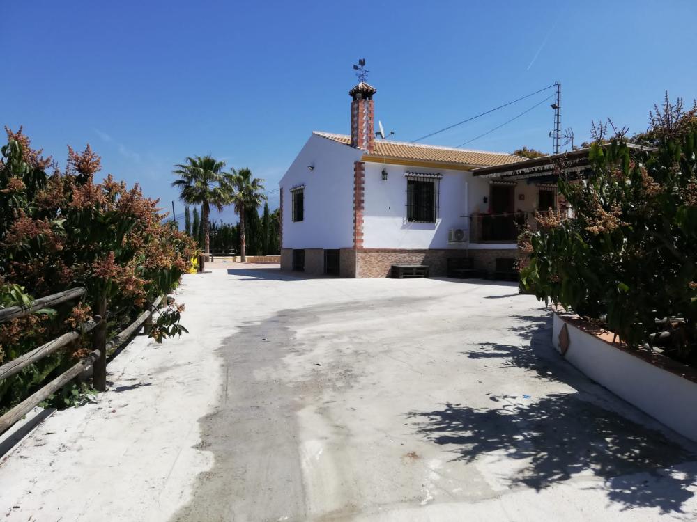  kaufen Villa Benamocarra Axarquía 4