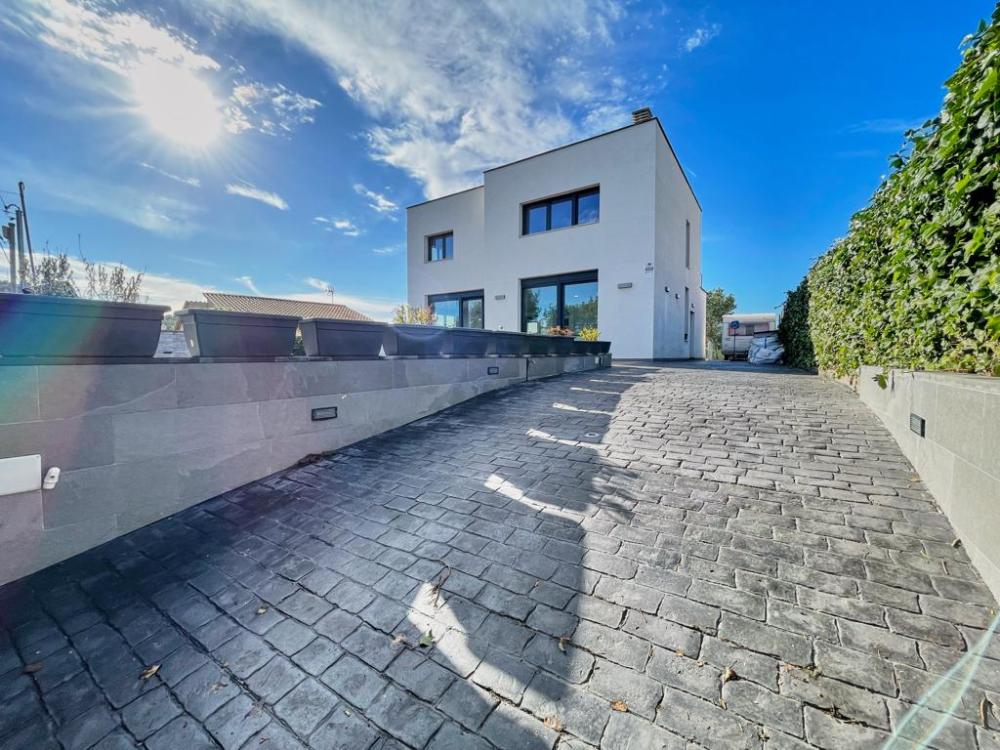  kaufen Villa Vora Sitges Garraf 2