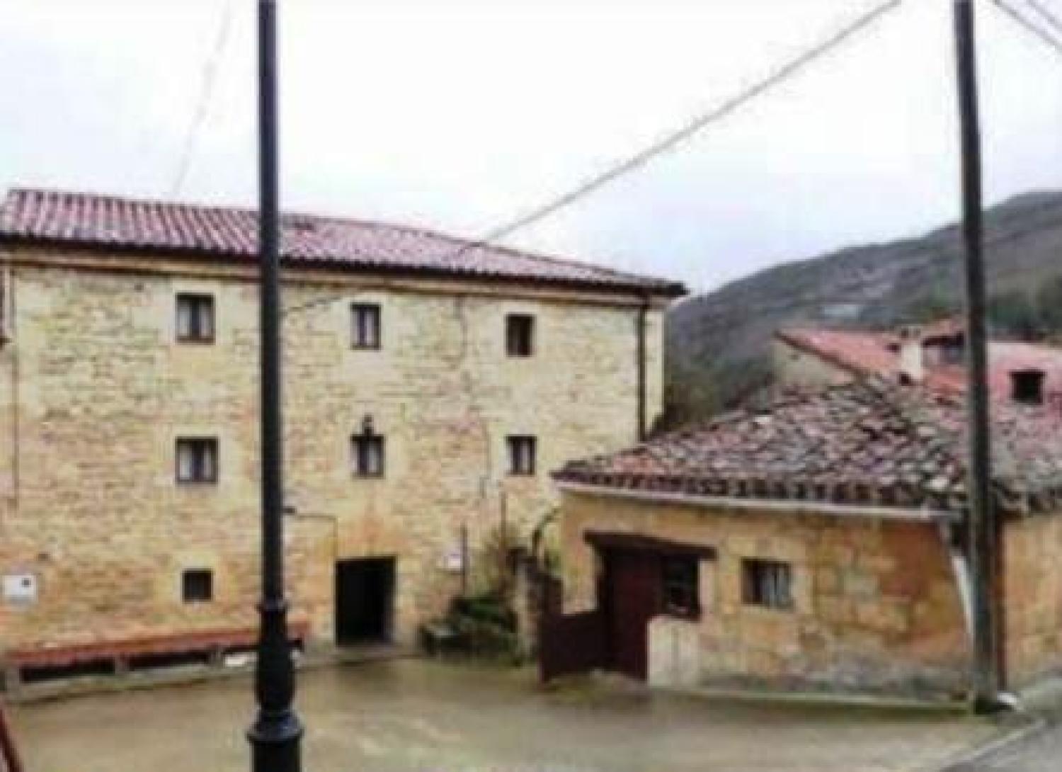  kaufen Reihenhaus Sedano Páramos 1