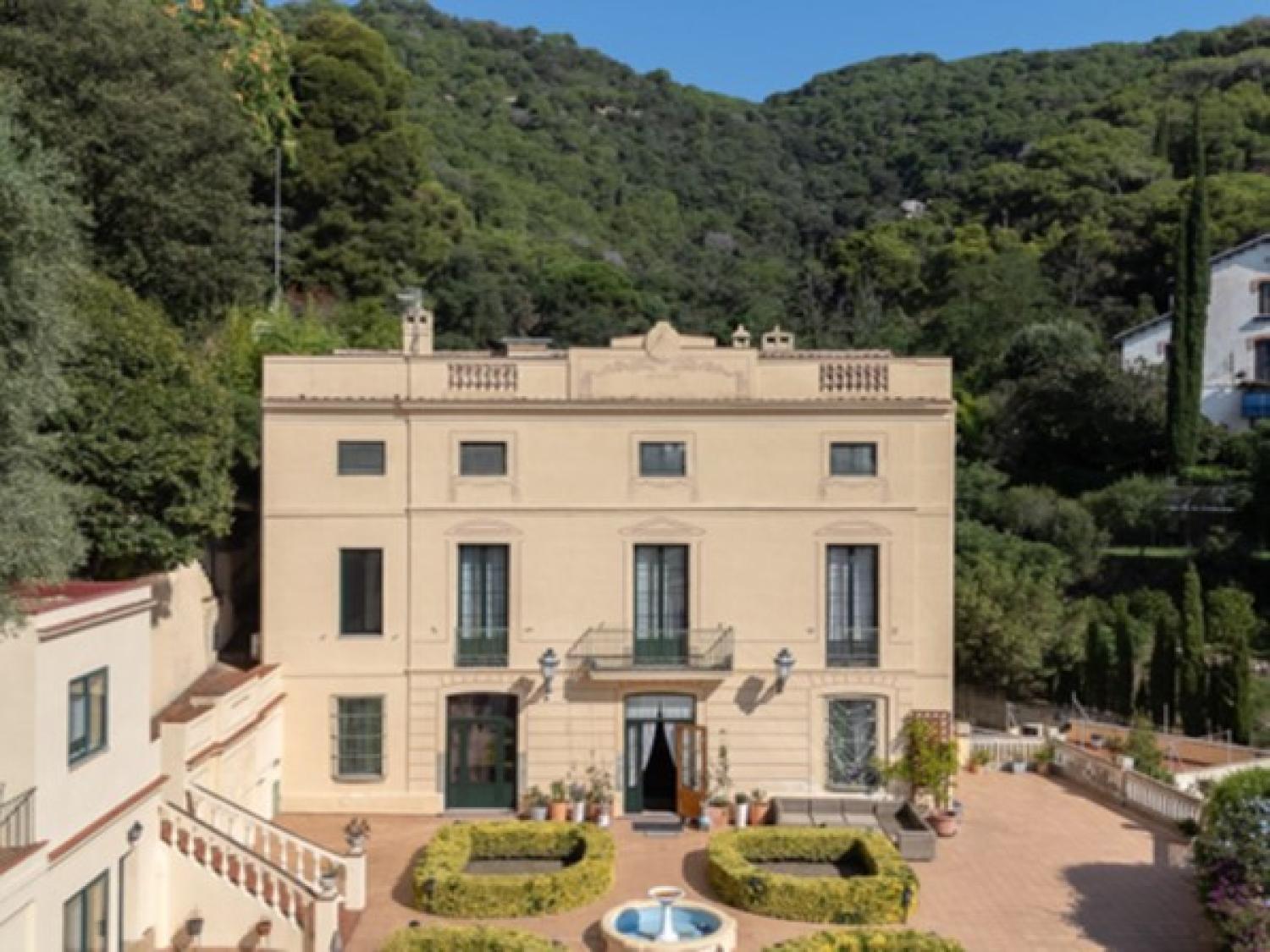  kaufen Herrenhaus Nucli Antic Maresme 2