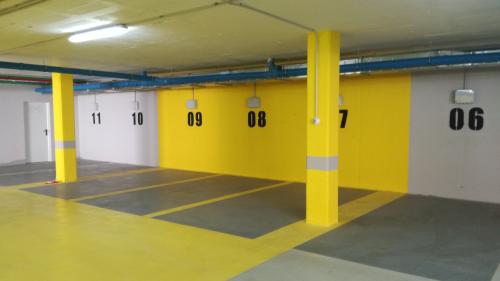 Torremolinos Costa Del Sol Occidental Garage Bild 6323770